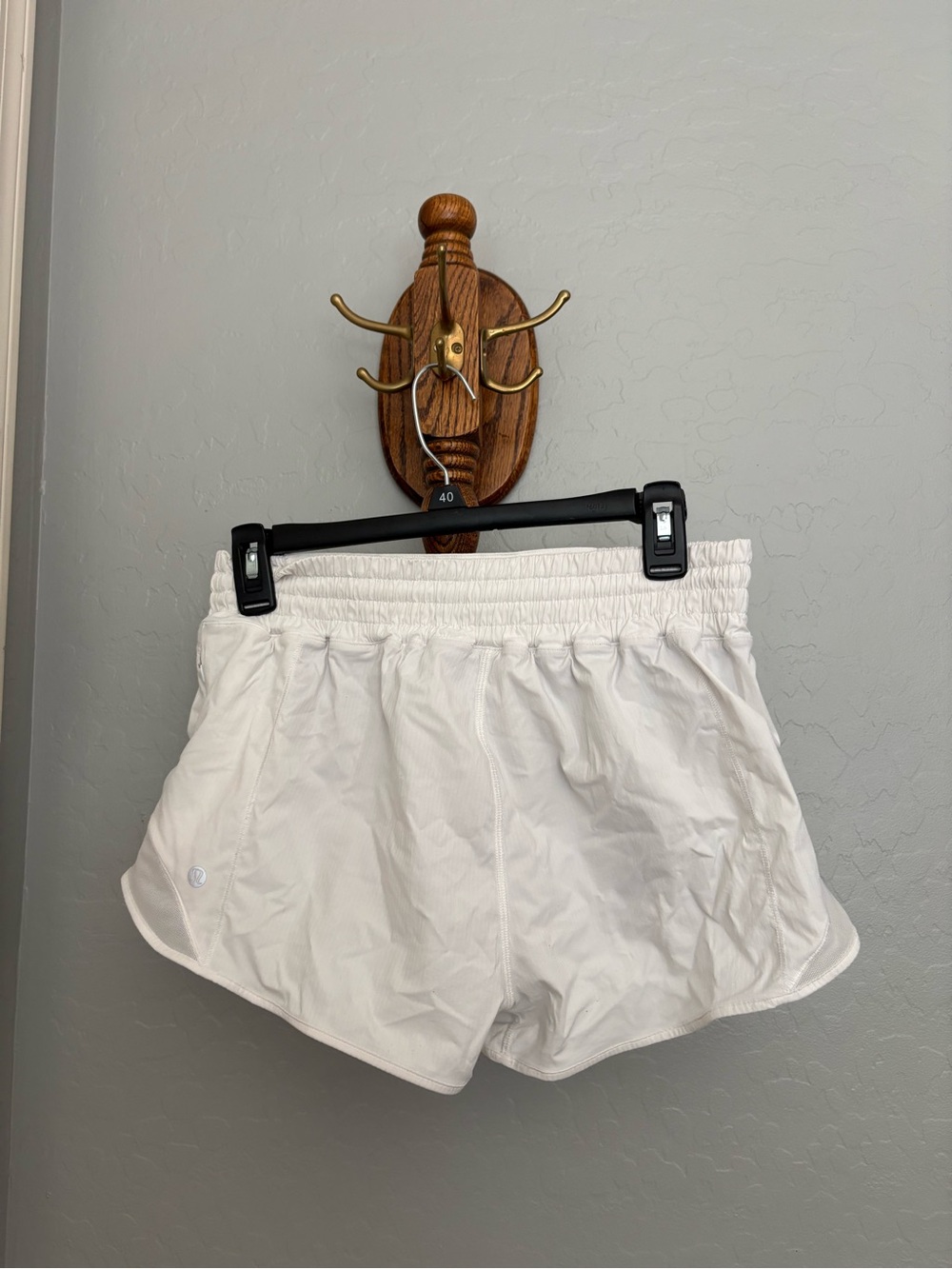 Lululemon shorts - Picture 3 of 4